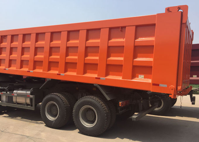 덤프트럭 SINOTRUK HOWO 371HP 12 바퀴 LHD 31 톤 20-30CBM  ZZ3317N3867W