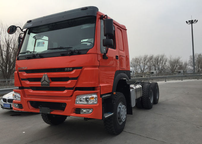 오렌지 SINOTRUK HOWO 견인 트랙터 트럭 RHD 10 바퀴 371 HP ZZ4257S3241W