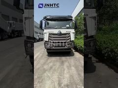 대형 덤프 트럭