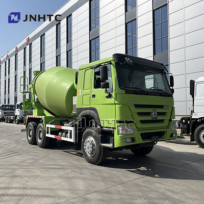 SINOTRUK HOWO 6X4 8CBM 미터 디젤 엔진 유압 콘크리트 믹서 트럭