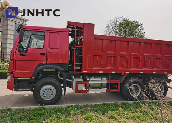 SINOTRUCK 336HP 호워 10 바퀴는 트럭 디젤형을 쏟아 붓습니다