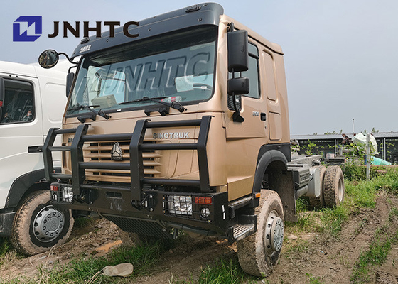 카미오네타스 HOWO 4x4 화물 트럭 디젤 엔진 무장한 LHD 또는 RHD