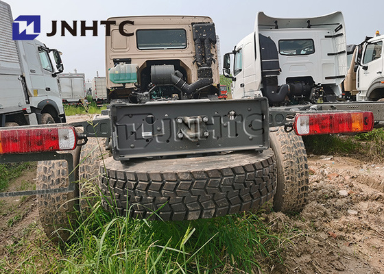 카미오네타스 HOWO 4x4 화물 트럭 디젤 엔진 무장한 LHD 또는 RHD