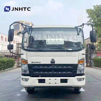 시노트럭 HOWO 빛 1000l 스프링클러 트럭 4X2 물 트럭 탱크