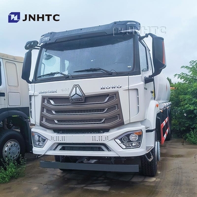 팔려고 내놓 SINOTRUK HOHAN 6X4 연료 전달 디젤 엔진 탱커 트럭