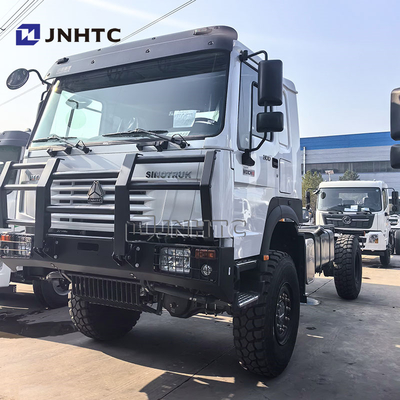 빠른 배달 SINOTRUK HOWO 4X4 화물 차량 변속기 무게 트럭 차체