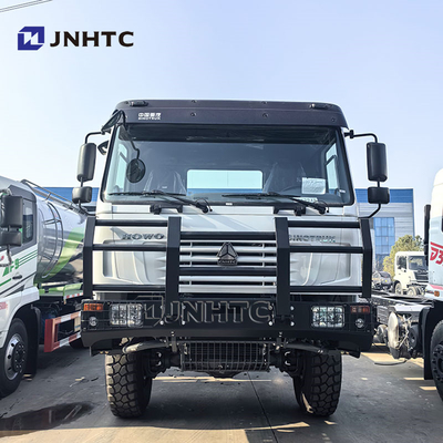 빠른 배달 SINOTRUK HOWO 4X4 화물 차량 변속기 무게 트럭 차체