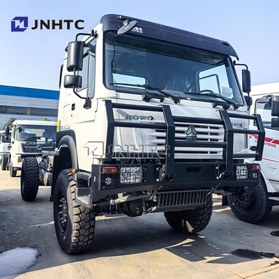빠른 배달 SINOTRUK HOWO 4X4 화물 차량 변속기 무게 트럭 차체