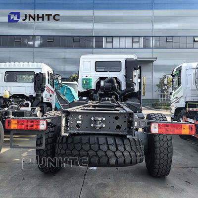 빠른 배달 SINOTRUK HOWO 4X4 화물 차량 변속기 무게 트럭 차체