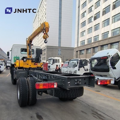 무거운 트럭 HOWO 디젤 화물 트럭 4x4 크레인 6 휠 차시 고품질