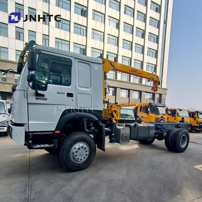 무거운 트럭 HOWO 디젤 화물 트럭 4x4 크레인 6 휠 차시 고품질