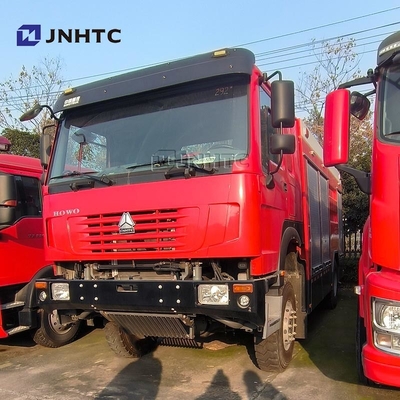 HOWO 4*4 소방 트럭 HOWO 5000L 물 폼 탱크 소방 트럭 미니 소방 트럭