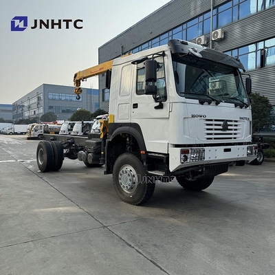 SINOTRUK HOWO 디젤 화물 트럭 4x4 크레인 6 휠 차시 낮은 가격