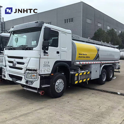 시노트룩 호우 오일 탱크 트럭 6x4 340hp 용량 12 바퀴 연료 탱크 트럭 판매