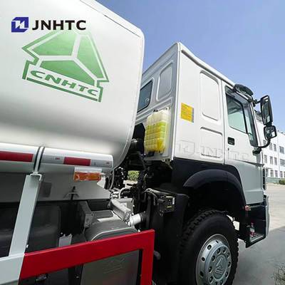 새 호우 오일 탱크 트럭 6x4 400hp 용량 12 바퀴 연료 탱크 트럭 판매