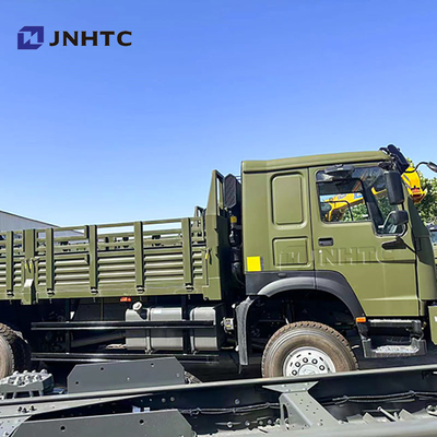 HOWO 중량 화물 트럭 / 군사 화물 트럭 4×4 사륜 구동 저렴한 가격 판매