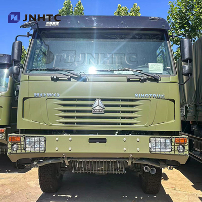 HOWO 중량 화물 트럭 / 군사 화물 트럭 4×4 사륜 구동 저렴한 가격 판매