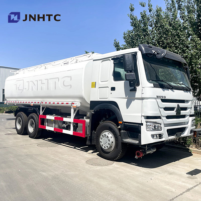 좋은 가격 Sinotruk Howo 오일 탱크 트럭 6X4 400HP LHD 디젤 연료 오일 탱크 트럭