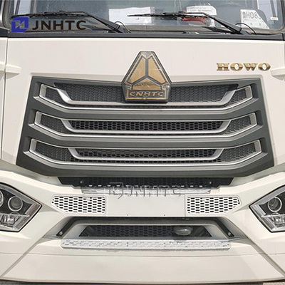 새로운 HOWO NX 6X4 육류 화물 운송 냉장고 상자 트럭 가격