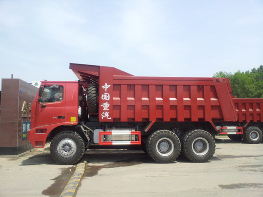 Sinotruk 6x4 10는 무거운 덤프 트럭 70T 30M3 광업 팁 주는 사람 트럭 LHD 371hp를 선회합니다