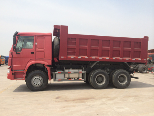 6x4 16m3 10는 LHD 삼각형 상표 타이어 Tr668 Tr691를 가진 팁 주는 사람 트럭을 선회합니다