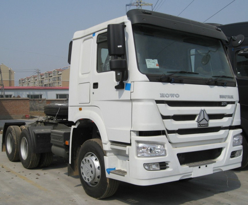 높은 충돌 저항을 가진 백색 Howo Sinotruk 6x4 트랙터 트럭 25 톤 Wd615.47