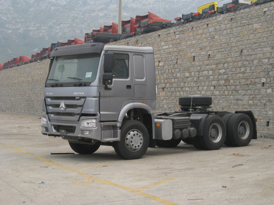 트레일러 맨 위 40t 6x4 원동기와 트레일러 유로 2 12.00R20 타이어 HW76 오두막
