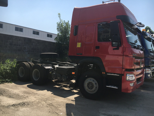 2마리의 슬리퍼를 가진 371hp HW79 오두막 Sinotruk Howo7 트랙터 원동기 트럭