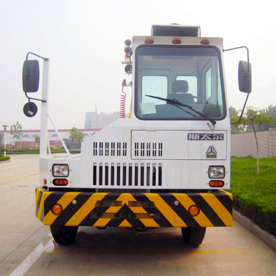 50t - 5 바퀴를 가진 끝 트랙터 항구가 바르게 들고/남겨두었습니다 90t Sinotruck는 몰기