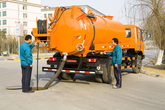 산업 세척 가동을 위한 고능률 Sinotruk 하수 오물 흡입 트럭