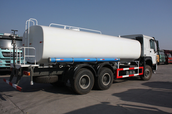 유로 II 방출 거리 물분사 트럭 6x4 물뿌리개 Sinotruk howo7