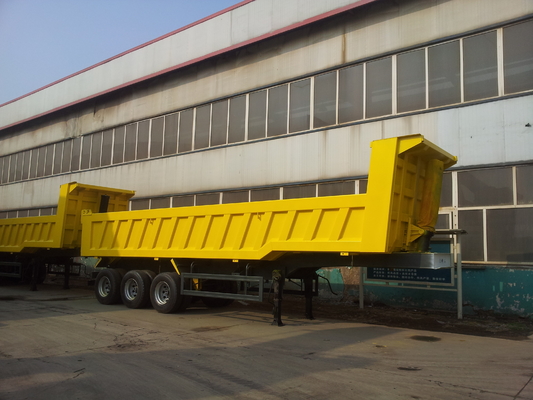 3개의 차축 50 - 70T Sinotruk CIMC 보크사이트 광석 선적을 위한 45cbm 팁 주는 사람 덤프 트럭 트레일러