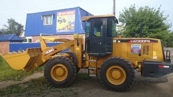 LW300FN 10t Iso Ccc 승인을 가진 무거운 건축기계 92kw 정격 출력