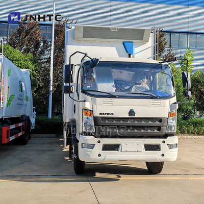 새고 사용된 10톤 오른쪽 스티어링 HOWO 5도 140HP 냉동 화물 트럭