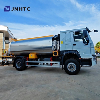 HOWO 4X2 340HP 지능형 비텀 스프레더 아스팔트 분사 장비 트럭