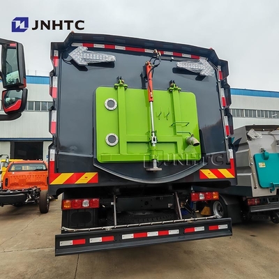 샤크맨 L3000 물탱크 트럭 4X2 210HP 스프링클러 트럭