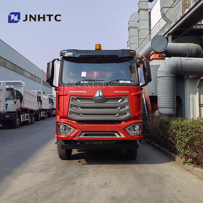 아프리카에서 뜨거운 판매 Howo NX 6X4 드라이브 340/380/420HP 오른손 운전 트럭