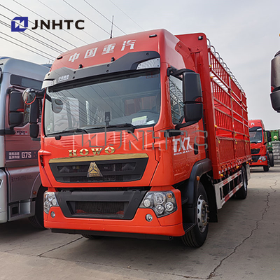 중국 시노트럭 HOWO TX 4X2 6 휠 펜스 화물 트럭