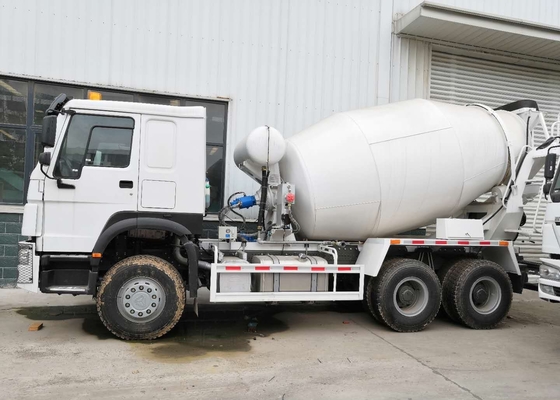Sinotruk Howo 6x4 10는 구체적인 교반기 트럭 디젤 엔진 10CBM 수용량을 선회합니다