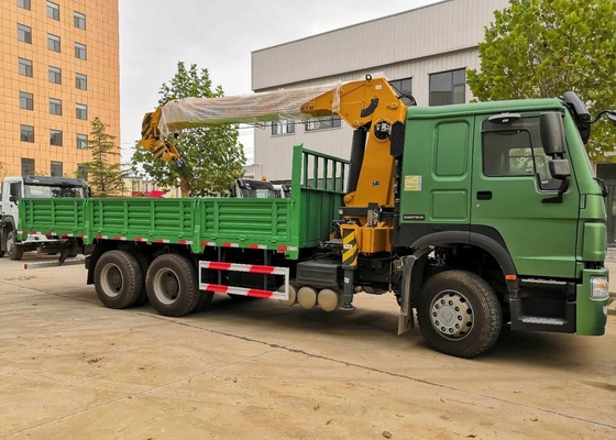 12T 6x4 포좌 트럭은 Sinotruk Howo7 녹색의 붐 기중기를 거치했습니다