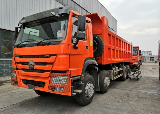 SINOTRUK 371 HP 8×4 덤프 트럭 덤프 트럭 28CBM를 적재하는 50 톤