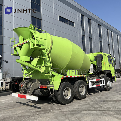 SINOTRUK HOWO 6X4 8CBM 미터 디젤 엔진 유압 콘크리트 믹서 트럭