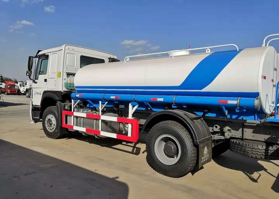 에어 컨디셔너를 가진 Sinotruk 10cbm 물 액체 연료 탱크 트럭 4 * 2 266hp