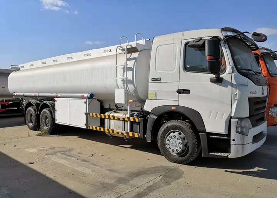 371hp 6x4 연료 탱크 트럭 SINOTRUK HOWO A7 10는 21cbm 수용량을 선회합니다