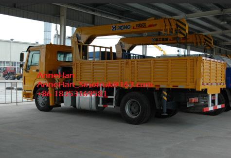 Sinotruk Howo 4x2 기중기는 트럭, 5-10 톤 Xcmg 망원경 붐 기중기를 거치했습니다