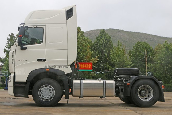 백색 SINOTRUK HOWO 4X2 원동기 트럭 트랙터 머리 336HP ZZ4257S3248V