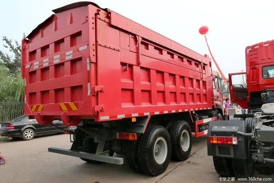 55 톤을 위한 빨간색 HF12 정면 차축에 있는 SINOTRUK SWZ 8x4 모래 팁 주는 사람 트럭 스페셜