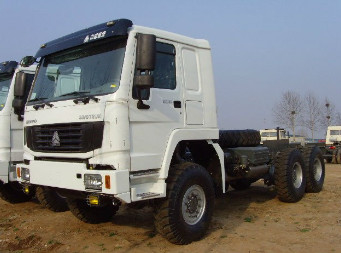 떨어져 Sinotruk - 도로 무거운 화물 트럭 6x6 모든 바퀴 드라이브 ZZ1311M3861V 350hp