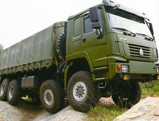 유로 3개의 표준 SINOTRUK 상업적인 대형 트럭 8 x 8 모든 바퀴 드라이브
