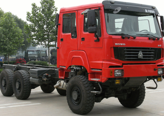ZZ2167M5227 6x6 쓰레기 쓰레기 압축 분쇄기 트럭은 모든 바퀴 드라이브 화물 SINOTRUCK 유로 II III 380hp 힘을 나릅니다